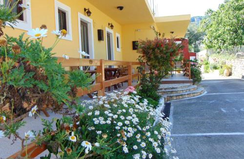 Liapades Apartment | Maria Apartments - Roumanis