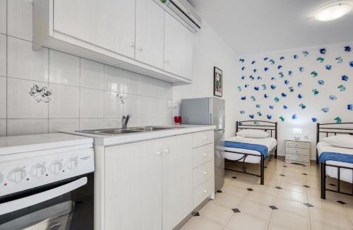 Limni Apartment | Villa Rossa - Hideaway by the sea