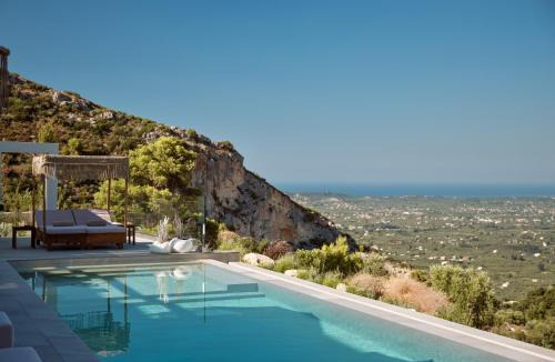 Romirion Villa | Segreto Del Lusso, 7 bedroom Skyline villa