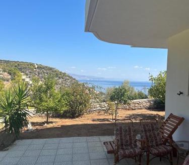 Katakali House | Mikro Amoni Beach Villa