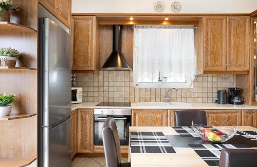 Lameriana House | Villa Kounoupas, comfy villa with swimming pool up to 8 guests!