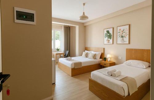 Sarande House | Luxury Studios - Steps from the Beach