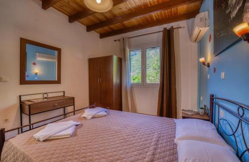 Agios Matthaios Apartment | Stefanias Appartments