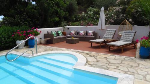 Petrothalassa Villa | Villa Nova s.r Sea View
