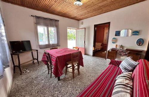 Katakolo Villa | Home