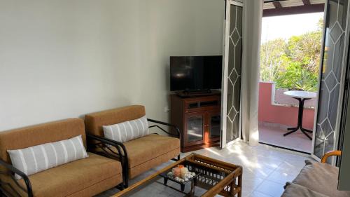 Chalikounas Apartment | ALONAKI BAY
