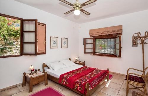 Episkopi House | Charming Country House Almyros Bay View