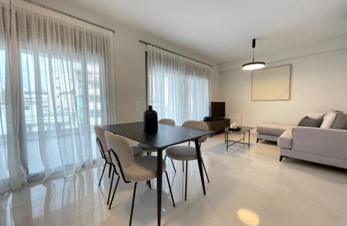 Kallithea Apartment | Cultural Retreat Near Stavros Niarchos Center