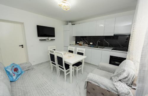 Orikum Villa | Villa Buganville