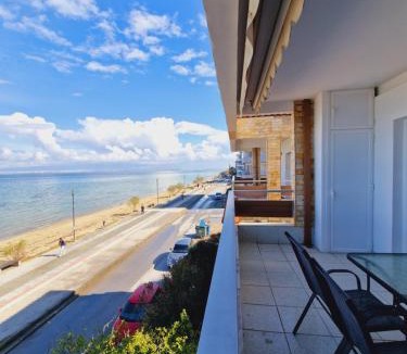 Neoi Epivates Apartment | Viktoria Sea View Apartment