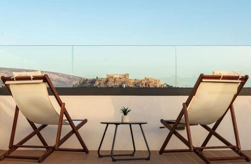 Kerameikos Apartment | The Meta Stay - Sunny Getaway with Rooftop Access