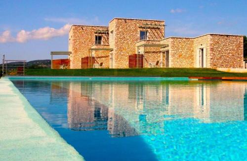 Messini Apartment | Stone Bay Houses in Messinia Kalamaki Beach Area