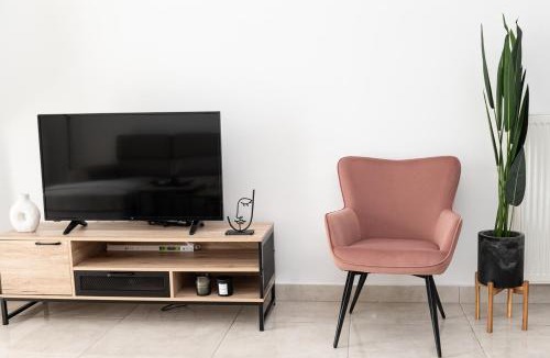Keratsini-Drapetsona Apartment | Drapetsona Modern Living (DRAP C2)