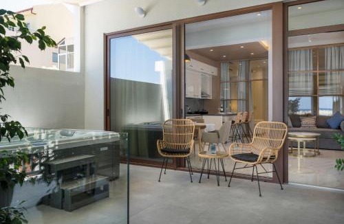 Kolymvari Apartment | Kyma Beach - Delfini Apartment - Jacuzzi - up to 6 guests