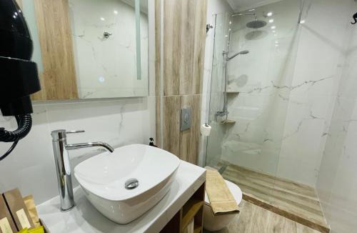 Ligourio Apartment | Xenios Suites