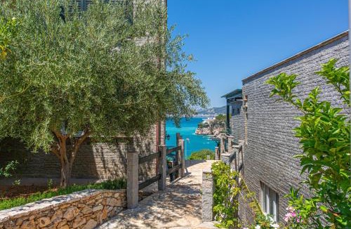 Orikum Apartment | Luxury Villa 2