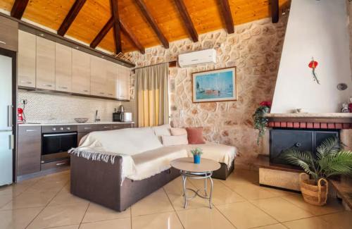Tsoukaladhes Villa | Key Villas