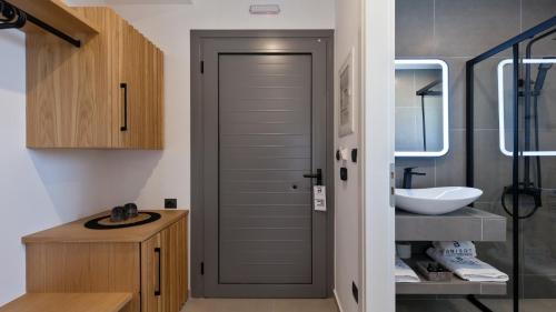 Galatas Hotel | Brisot