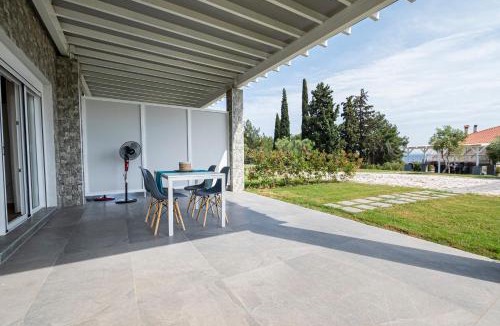 Gerakini Apartment | Topos Maisonettes by RentalsPro Services - Kalives Halkidiki