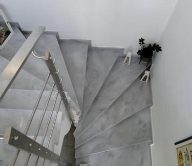 Steni Dirfyos Apartment | Almira Ghouse