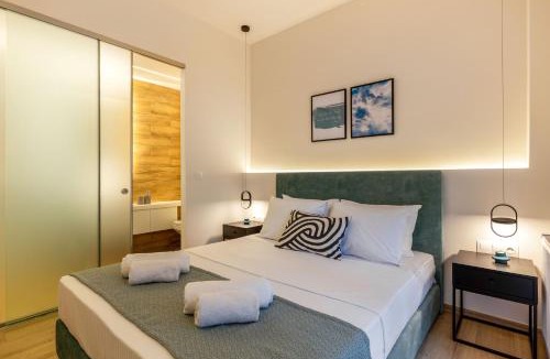 Petralona Apartment | IO SUITES