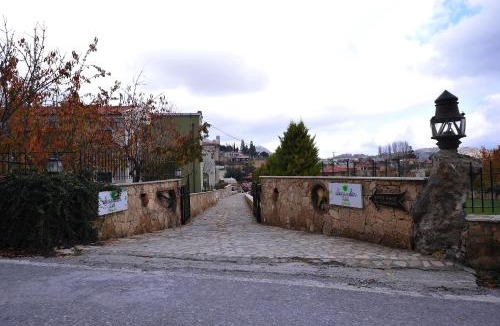 Gerakari Hotel | Alexander Mountain Resort