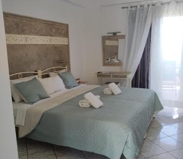 Lakones Apartment | Manganas Studios