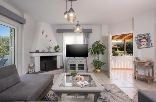 Agia Marina Apartment | Casa de philippe with unique Seaview 2' from beach