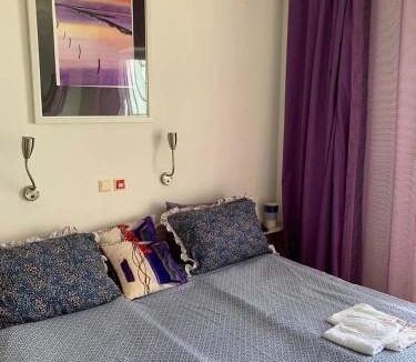Ormos Prinou Hotel | Hotel Villa Anais