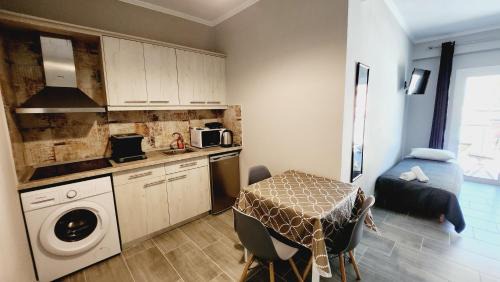 Ipsos Apartment | george studios 2