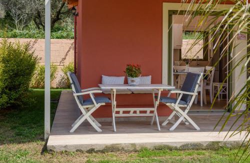 Lakithra House | Comfeto & Mandolato Sweet Houses