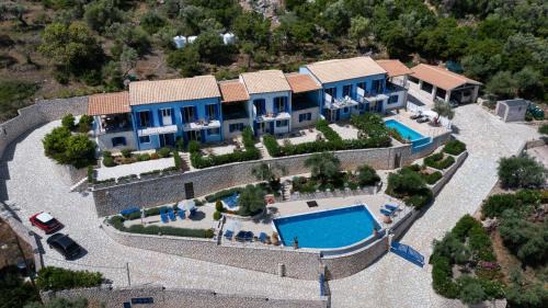 Sivota House | Villas Amantea- four villas with big pool and infinity pool