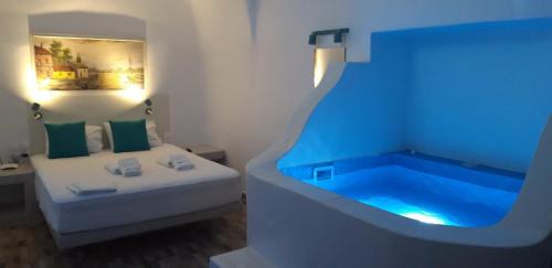 Vothon House | Church and Cave - Santorini Private Residences