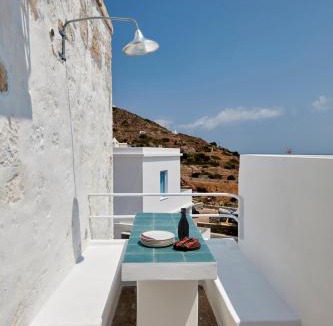 Psathi House | Kimolos View