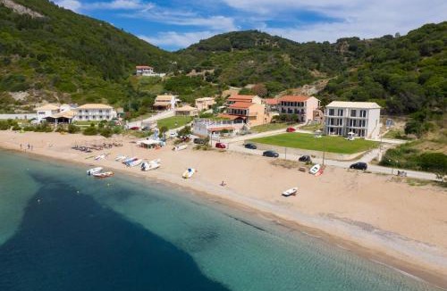 Afionas House | Armikes Beachfront Suites Afionas