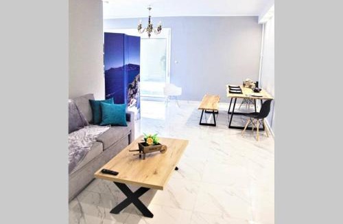 Attiki Apartment | Athens Central 3BD Apartment next to Metro Luxury