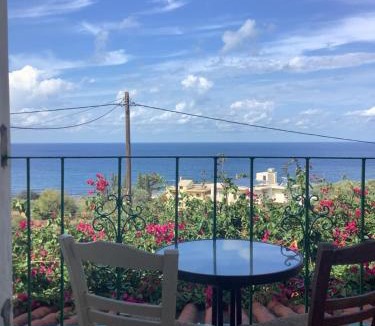 Sfinari Hotel | Georgakas rooms