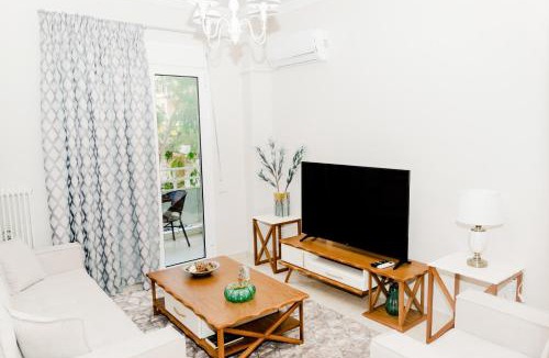 Zavlani Apartment | Best House, Ellinou Stratiotou, Ayia, Patra