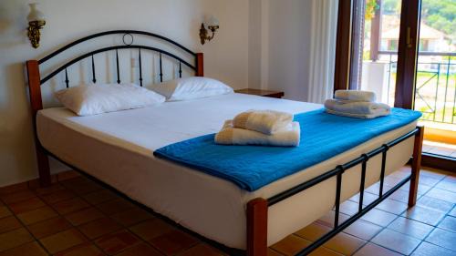 Sivota Apartment | Villa Dina
