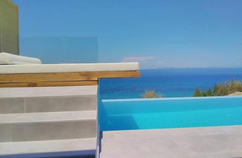 Xirokastello Villa | Zante Fiore Suites