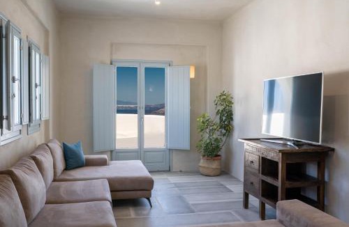 Akrotiri Villa | Akrorama private villas and suites