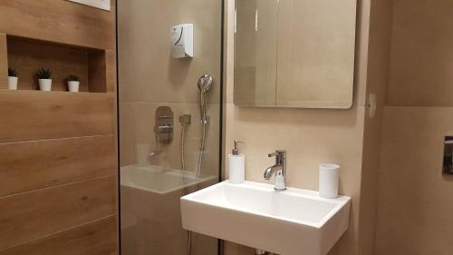 Agia Kiriaki Apartment | Vito's Parga View Apartments