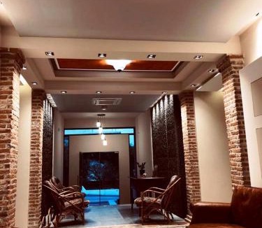 Rovies Hotel | Souris Hotel