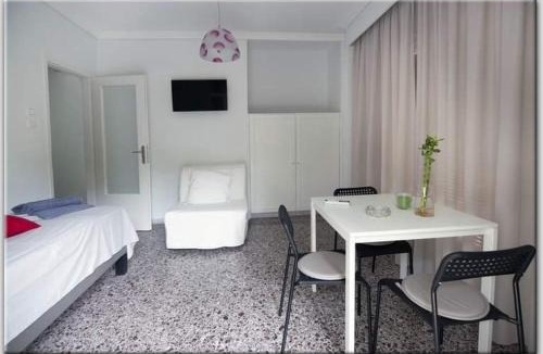 Agia Triada Apartment | Anni's cozy apartments 50m from the beach