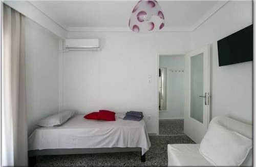 Agia Triada Apartment | Anni's cozy apartments 50m from the beach