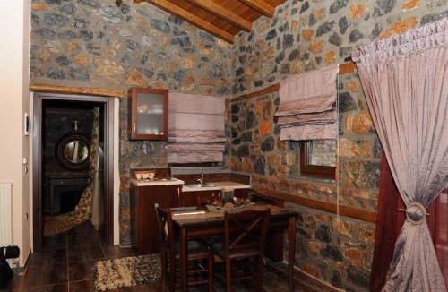 Aghios Athanasios House | Petrogonima