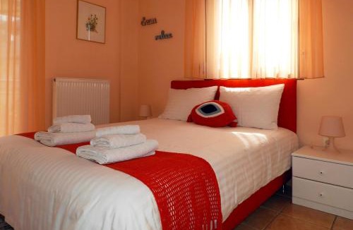Kalamaria Apartment | Seafront Family Apartment & free parking, the Cruiseflat