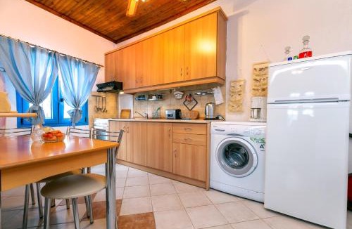 Potos Villa | Villa Evis