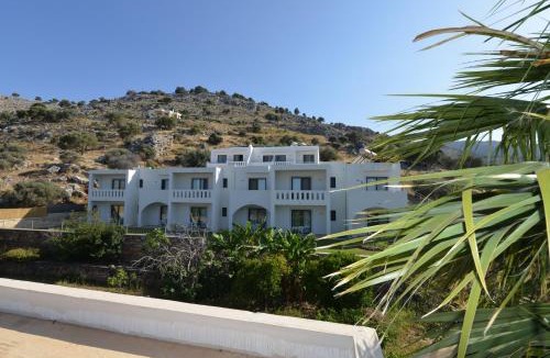 Vlicha Apartment | Golden View Studios