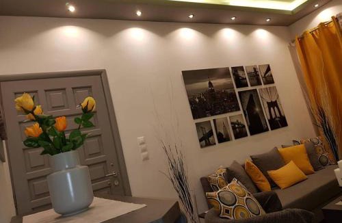 Aigaleo Apartment | Golden Aurora - Modern Apartment in Egaleo-Athens